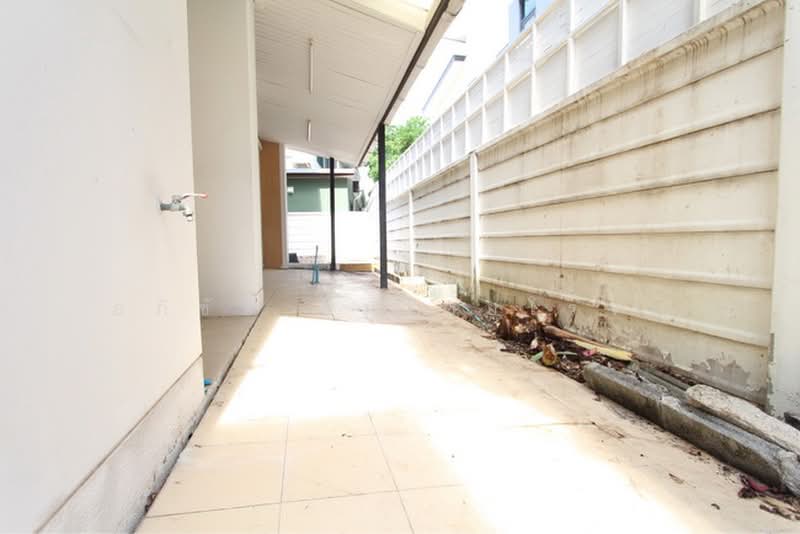 Aqua Divina Ramkhamhaeng 94, Bangkok, Ramkhamhaeng Road, Saphan Sung, Bangkok, 5 Bedrooms, 250 sqm, Single Detached House For Sale, by อภิชัย ลิ้มไชยโรจน์, 11799581 - DDproperty.com
