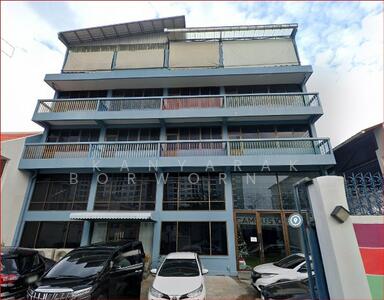 ขาย - ขายอาคารสำนักงาน 3.5 ชั้น พร้อมยิมดาดฟ้า พระโขนง, กรุงเทพ