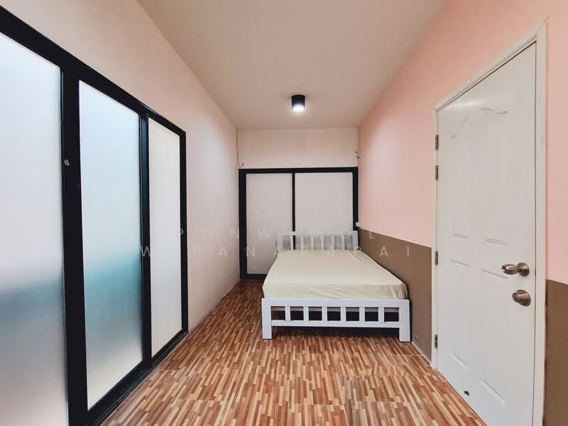 Passorn Prestiege Luxe Pattanakarn, Bangkok, Phatthanakan Road, Suan Luang, Suan Luang, Bangkok, 4 Bedrooms, 220 sqm, Single Detached House For Rent, by Ponwimol Wipanarapai, 11799913 - DDproperty.com