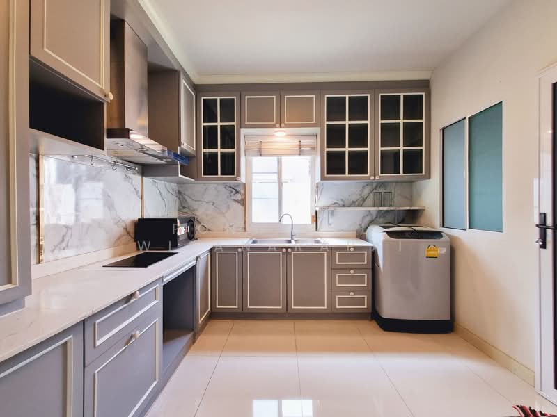 Passorn Prestiege Luxe Pattanakarn, Bangkok, Phatthanakan Road, Suan Luang, Suan Luang, Bangkok, 4 Bedrooms, 220 sqm, Single Detached House For Rent, by Ponwimol Wipanarapai, 11799913 - DDproperty.com