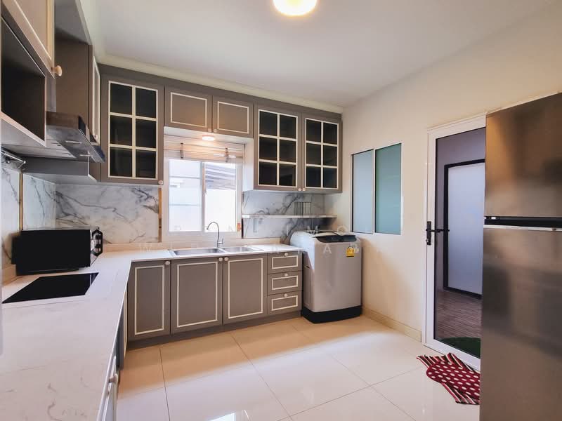 Passorn Prestiege Luxe Pattanakarn, Bangkok, Phatthanakan Road, Suan Luang, Suan Luang, Bangkok, 4 Bedrooms, 220 sqm, Single Detached House For Rent, by Ponwimol Wipanarapai, 11799913 - DDproperty.com