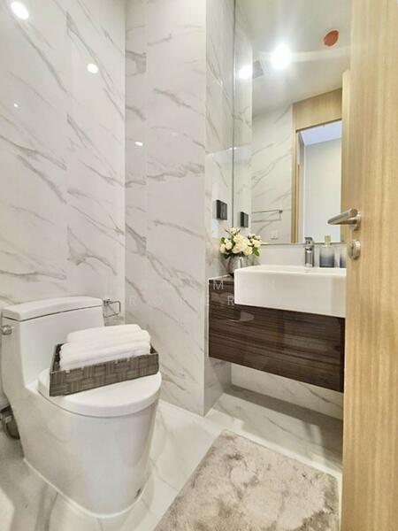 Noble BE19 Sukhumvit, Bangkok, 89 Sukhumvit 19 Alley, Khlong Tan Nua, Watthana, Bangkok, 2 Bedrooms, 59 sqm, Condo For Rent, by Caveman Property, 11800164 - DDproperty.com