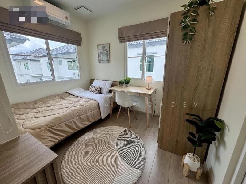 Villaggio Srinakarin-Bangna, Samut Prakan, Buanakarin Road, Bang Kaeo, Bang Plee, Samut Prakan, 4 Bedrooms, 175 sqm, Single Detached House For Rent, by Sunitra Sachdev, 11800370 - DDproperty.com