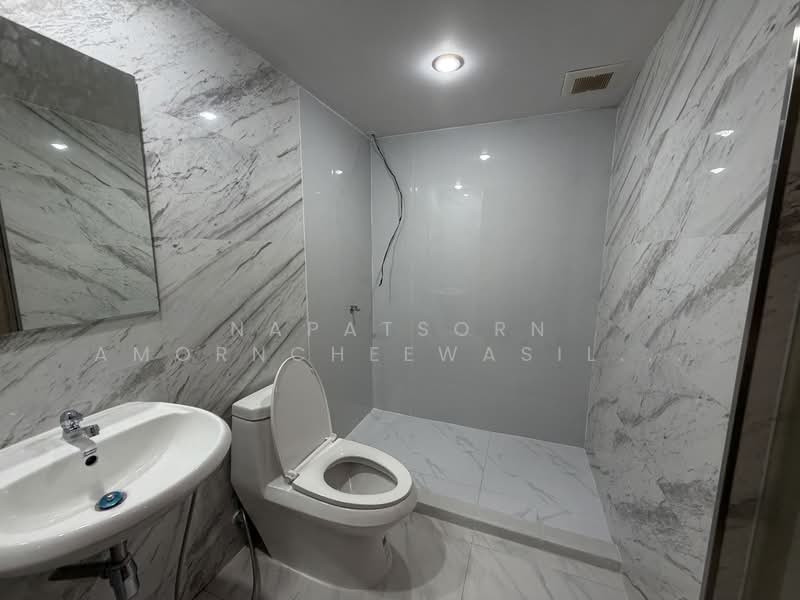 Lumpini Place Rama 9-Ratchada, Bangkok, Rama 9 Road, Huai Khwang, Huai Khwang, Bangkok, 2 Bedrooms, 71 sqm, Condo For Rent, by Napatsorn Amorncheewasillapakul, 11800625 - DDproperty.com