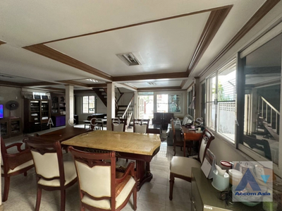 ขาย - House for Sale in Sukhumvit, Bangkok near BTS Ekkamai, กรุงเทพ