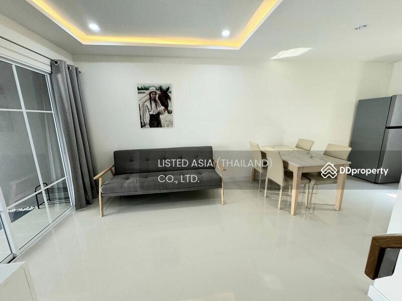 For Sale - Townhouse in Huay Yai, Chon Buri