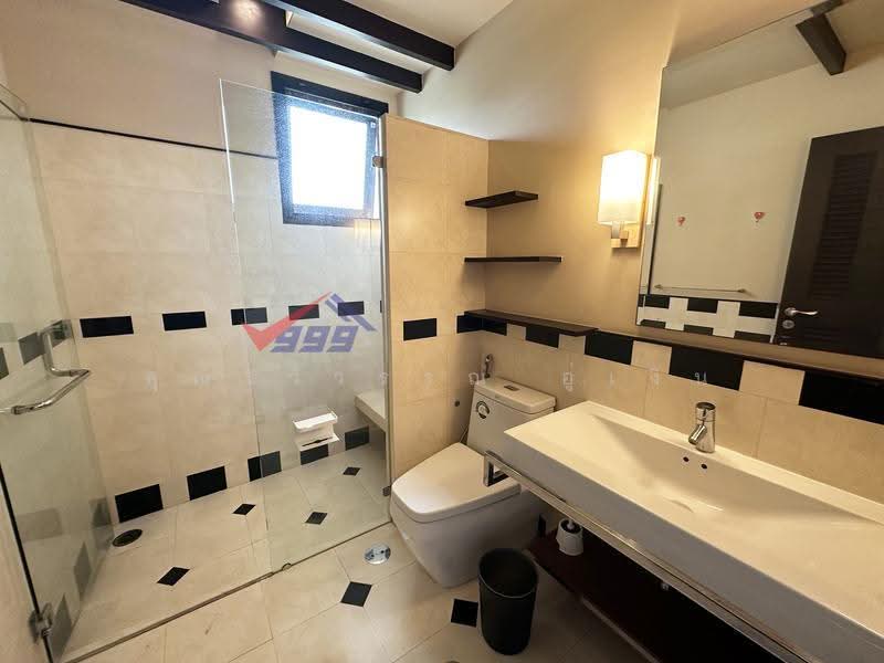 Large detached house on Ramkhamhaeng Road, bangkok, Saphan Sung, Bangkok, 4 Bedrooms, 790 sqm, Single Detached House For Rent, by คุณรวีวรรณ อู่เงิน, 11801374 - DDproperty.com