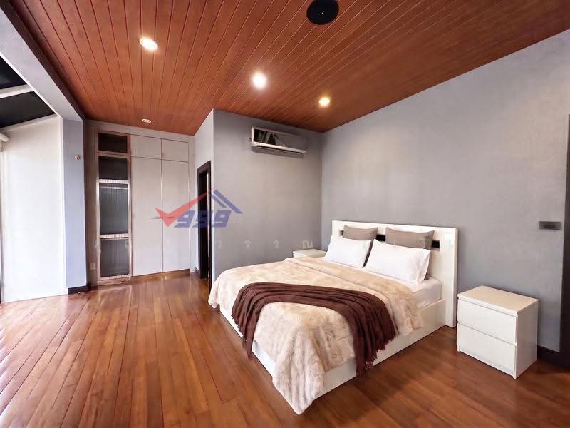 Large detached house on Ramkhamhaeng Road, bangkok, Saphan Sung, Bangkok, 4 Bedrooms, 790 sqm, Single Detached House For Rent, by คุณรวีวรรณ อู่เงิน, 11801374 - DDproperty.com
