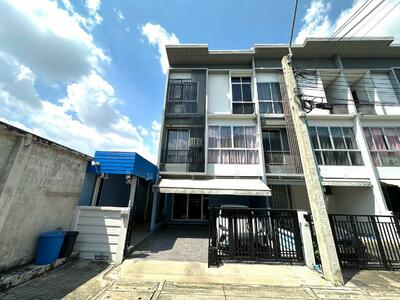 ขาย - Sammakorn Avenue Ramintra-Wongwaen : สัมมากร อเวนิว รามอินทรา-วงแหวน, กรุงเทพ