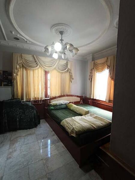 ขาย กิจการแพปลา พร้อมบ้านพักอยู่อาศัย สุราษฎร์ธานี, สุราษฎร์ธานี, ตลาดล่าง, บางกุ้ง, เมืองสุราษฎร์ธานี, สุราษฎร์ธานี, 2,948 ตร.ม., กิจการ ขาย, โดย Sorawee Chueninatthabodee, 11802029 - DDproperty.com