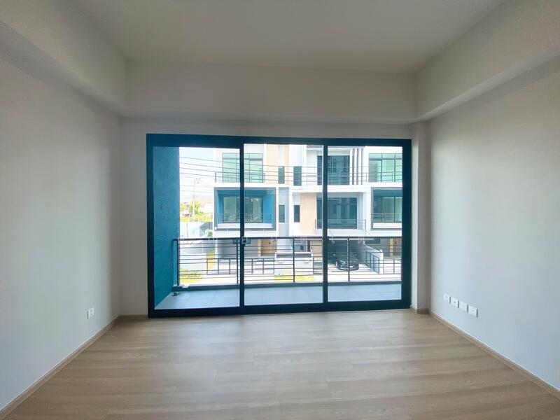 For Sale - Nirvana DEFINE Ekkamai-Ramintra, Bangkok