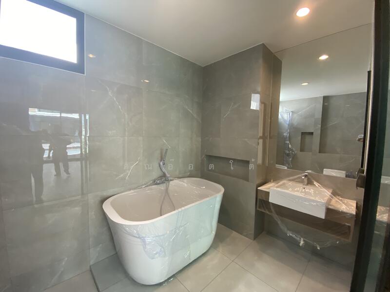 For Sale - Nirvana DEFINE Ekkamai-Ramintra, Bangkok
