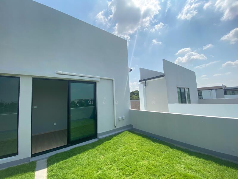 For Sale - Nirvana DEFINE Ekkamai-Ramintra, Bangkok