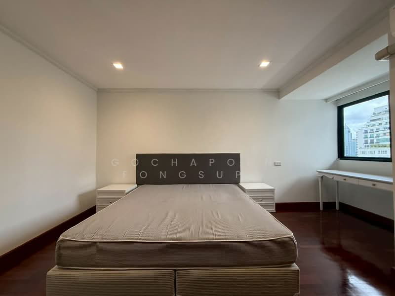 Apartment at Sukhumvit 13, Bangkok, Khlongtoei Nua, Watthana, Bangkok, 4 Bedrooms, 300 sqm, Apartment For Rent, by Gochaporn Fongsupa, 11802626 - DDproperty.com