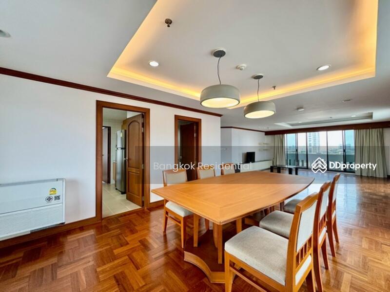 For Rent - Lee House Apartment, Bangkok