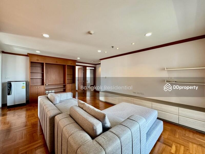 For Rent - Lee House Apartment, Bangkok