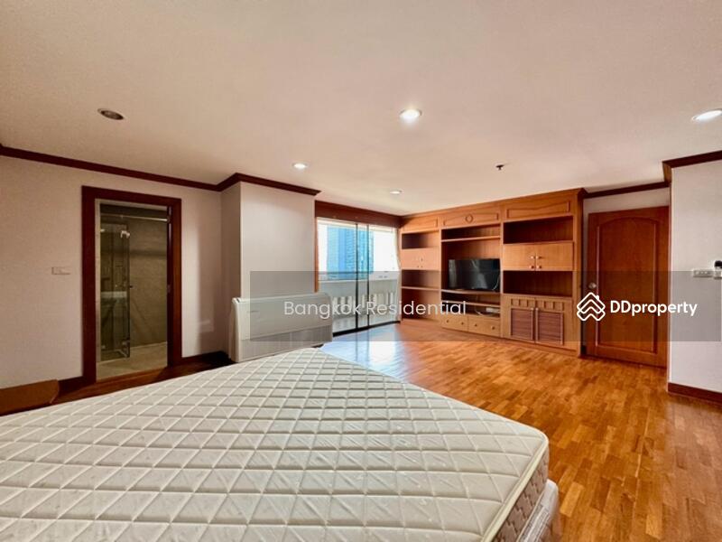 For Rent - Lee House Apartment, Bangkok