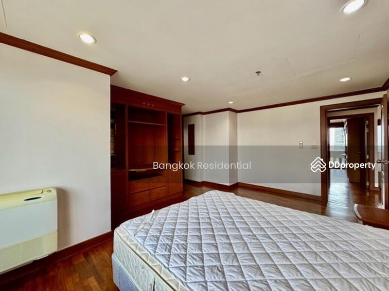 For Rent - Lee House Apartment, Bangkok