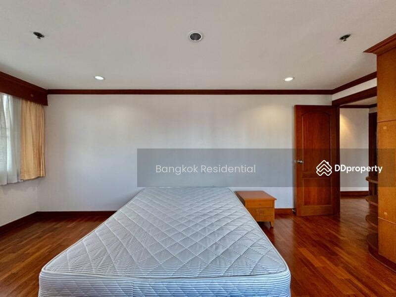 For Rent - Lee House Apartment, Bangkok