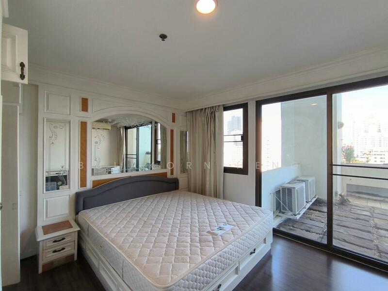 Crystal Garden, Bangkok, 217 Sukhumvit 4 Alley, Khlong Toei, Bangkok, 3 Bedrooms, 220 sqm, Condo For Rent, by Bulakorn Heng, 11802894 - DDproperty.com