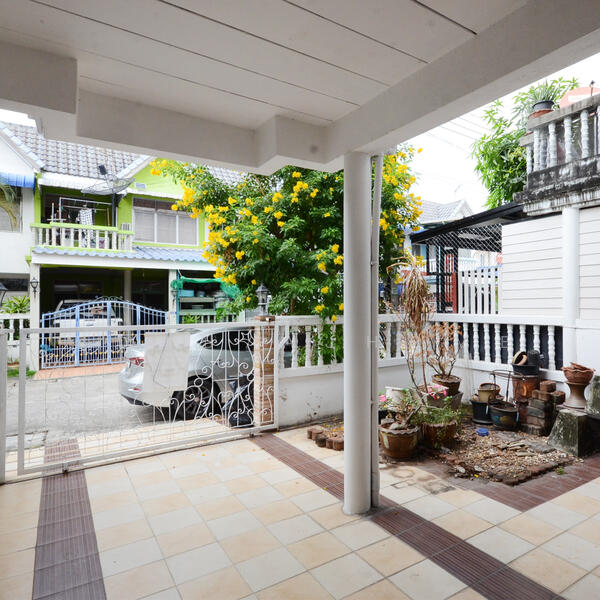 อยู่เจริญ บุญมา ซ.เทิดราชัน 45, กรุงเทพ, สีกัน, ดอนเมือง, กรุงเทพ, 120 ตร.ม., ทาวน์เฮ้าส์ ขาย, โดย คุณเป้/ajhome, 11803244 - DDproperty.com