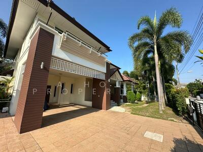 ขาย - The Boulevard Sriracha : เดอะ บูเลอวาร์ด ศรีราชา, ชลบุรี