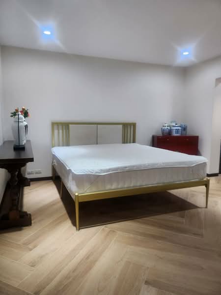 Garden House Rama 3, Bangkok, Soi Nonsi, Chong Nonsi, Yan Nawa, Bangkok, 5 Bedrooms, 400 sqm, Single Detached House For Rent, by Agent Pla, 11803287 - DDproperty.com