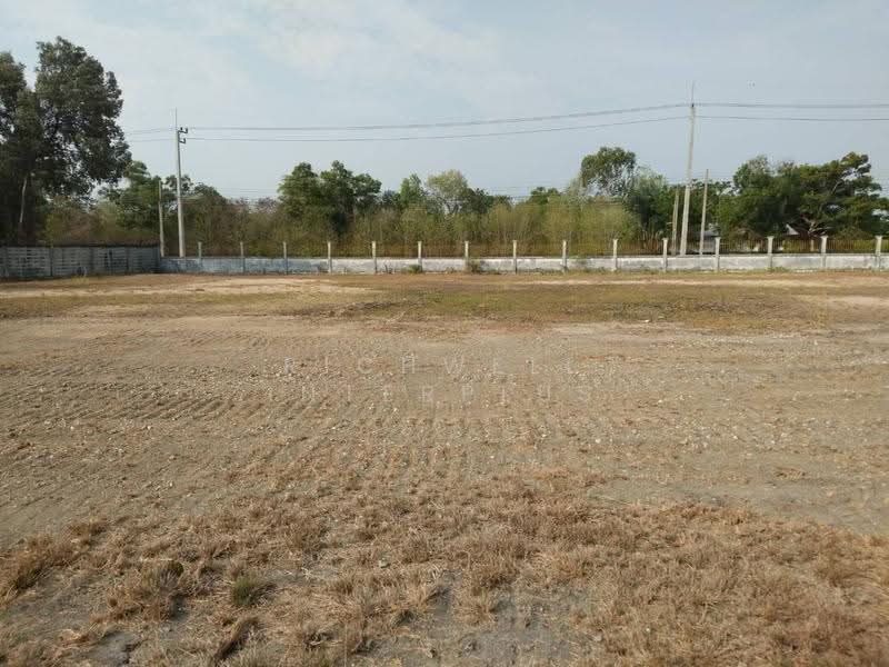 Land for sale in Nong Chok, 10 rai, filled and fenced, near Si Racha Road 314, Chachoengsao, Nong Chok, Bang Pakong, Chachoengsao, , 16,000 sqm, Land For Sale, by RICHWELL INTERPLUS, 11803523 - DDproperty.com