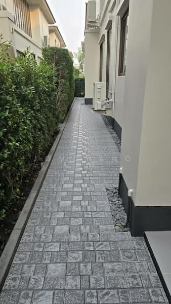 Burasiri Krungthep Kreetha, Bangkok, 95 Soi Pracha Ruam Chai, Hua Mak, Bang Kapi, Bangkok, 4 Bedrooms, 300 sqm, Single Detached House For Rent, by Jomchanok Aswavibul, 11803809 - DDproperty.com