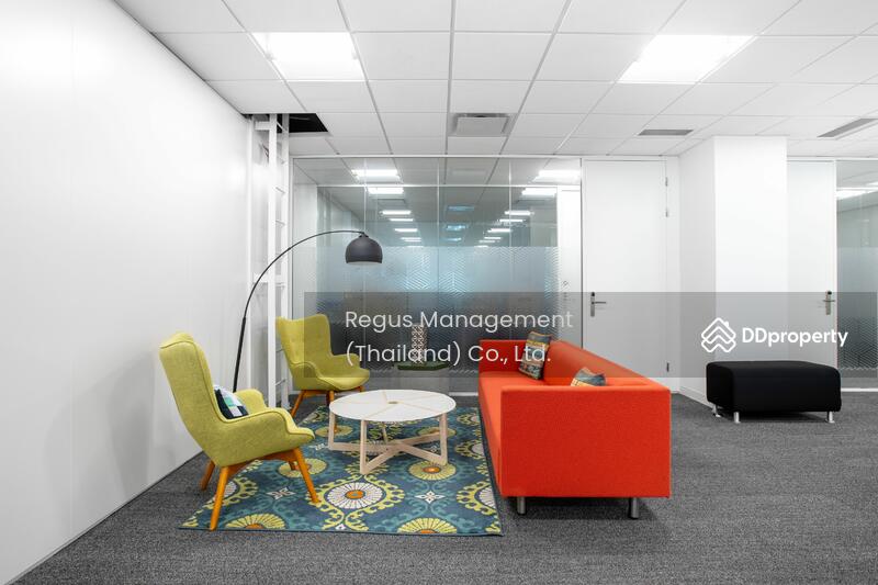 ให้เช่า - สำนักงานออกแบบสวยงามสำหรับ 2 คนใน Spaces The OfficePlus, เชียงใหม่