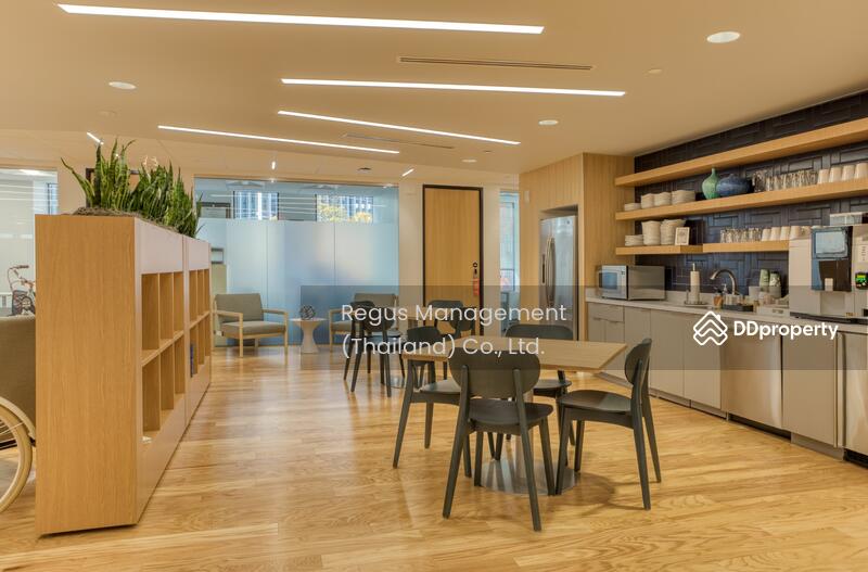ให้เช่า - สำนักงานออกแบบสวยงามสำหรับ 2 คนใน Spaces The OfficePlus, เชียงใหม่
