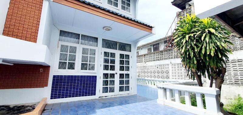 ขายบ้านเดี่ยว 2 ชั้น สร้างโดย Land&House ซอยสุขุมวิท 101/1 ขาย 12 ล้าน ที่ดิน 119 ตรว, กรุงเทพ, 665/158 สุขุมวิท 101/1, บางจาก, พระโขนง, กรุงเทพ, 200 ตร.ม., บ้านเดี่ยว ขาย, โดย Thanatsorn Hongmanop, 11804303 - DDproperty.com