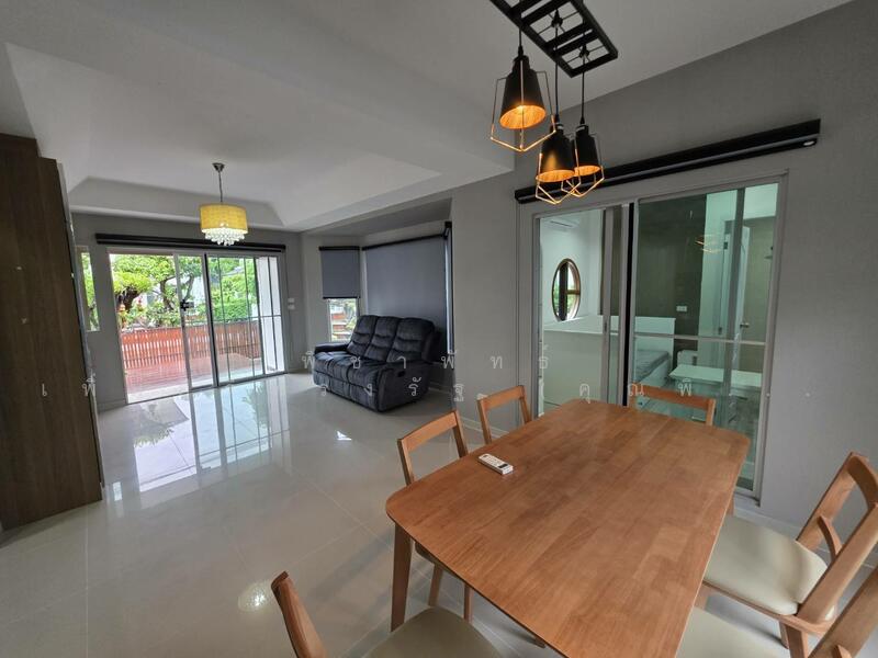 Pruklada Bangna, Samut Prakan, Bangna-Trad Rd., Bang Bo, Bang Bo, Samut Prakan, 4 Bedrooms, 200 sqm, Single Detached House For Rent, by พิชาพัทธ์ เพิ่มศิริทรงรัฐ (คุณพิชา), 11804795 - DDproperty.com