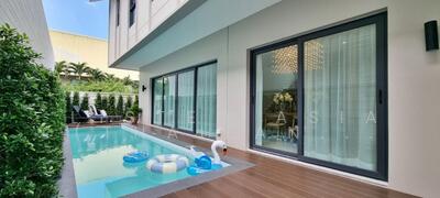 ขาย - The Lavish : เดอะ ลาวิช, ชลบุรี