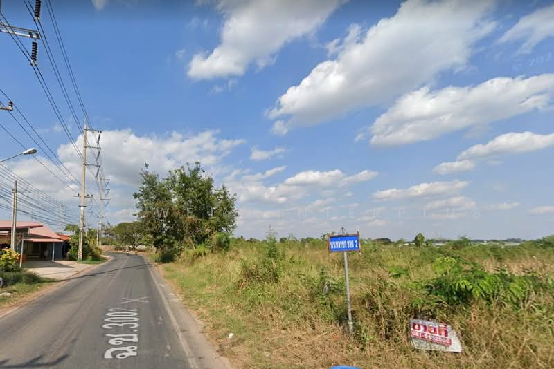Land for sale in Nong Yao, 2.5 rai, land filled in, next to Road 3002, Soi 2, Na Lao Bok, Chachoengsao, Nong Yao, Phanom Sarakham, Chachoengsao, , 4,028 sqm, Land For Sale, by RICHWELL INTERPLUS, 11805052 - DDproperty.com
