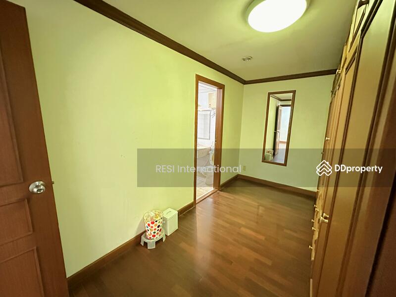 For Sale - Acadamia Grand Tower, Bangkok