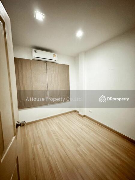 For Sale - Trio Town Village, Sriracha, Chon Buri
