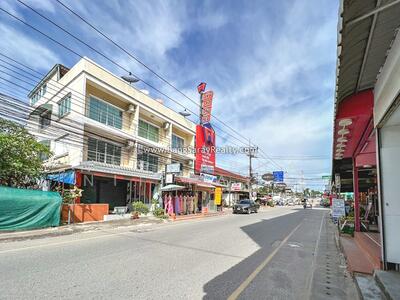 ขาย - บางเสร่, ชลบุรี