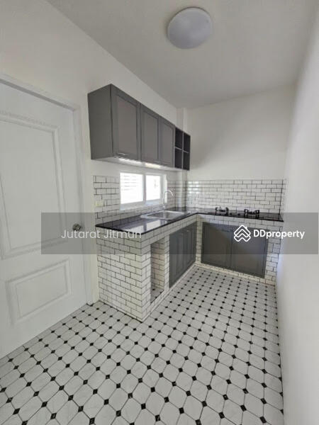 For Rent - Baan Maneerin Park, Pathum Thani