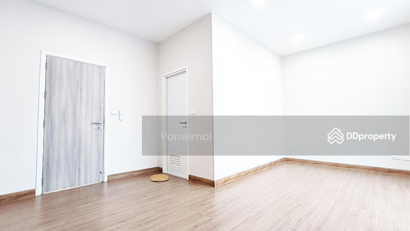 For Sale - Patio Rama 9-Pattanakarn, Bangkok