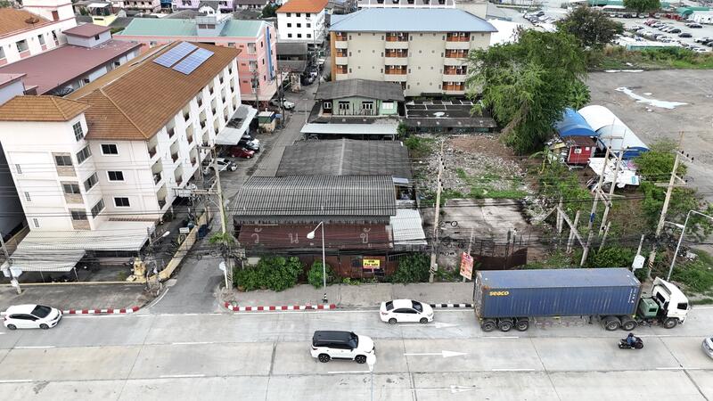 ขาย - ขายที่ดินพร้อมสิ่งปลูกสร้าง ติดถนนสุขุมวิท ตรงข้ามประตู ม.เกษตรฯศรีราชา อ่าวอุดม, ชลบุรี