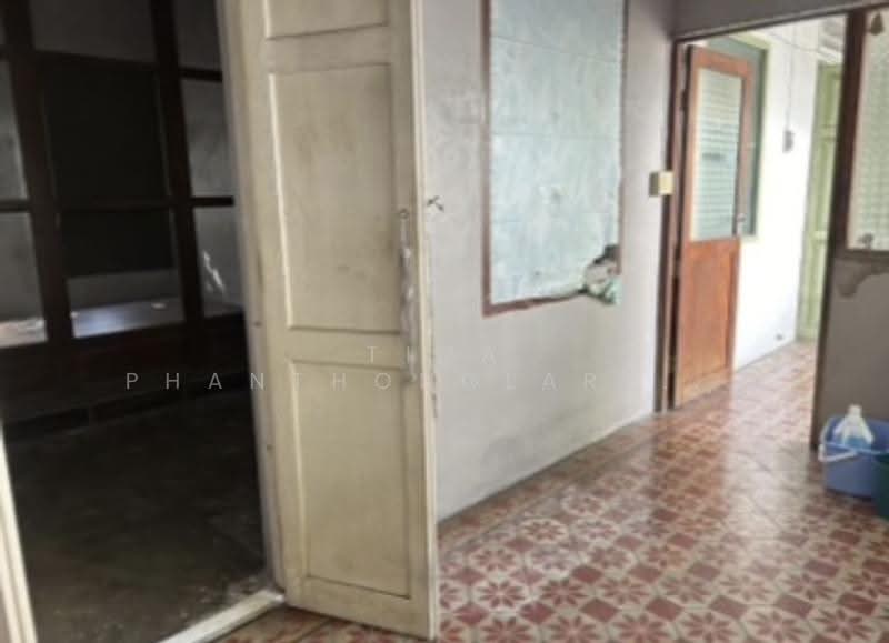 Colonial style and Wooden house @ Sathon Nuea, Bangkok, Silom, Bang Rak, Bangkok, 10+ Bedrooms, 878 sqm, Single Detached House For Rent, by Tida phanthonglarptawee, 11808782 - DDproperty.com