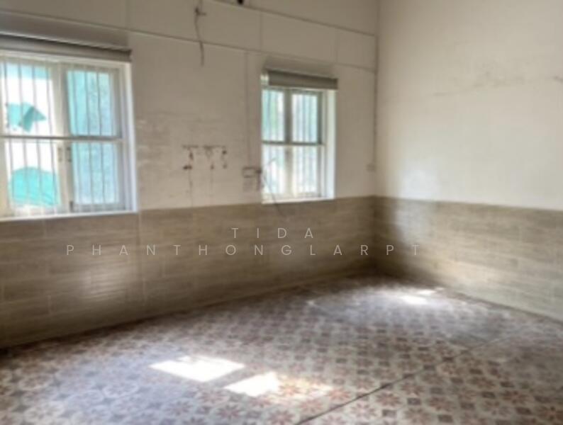 Colonial style and Wooden house @ Sathon Nuea, Bangkok, Silom, Bang Rak, Bangkok, 10+ Bedrooms, 878 sqm, Single Detached House For Rent, by Tida phanthonglarptawee, 11808782 - DDproperty.com