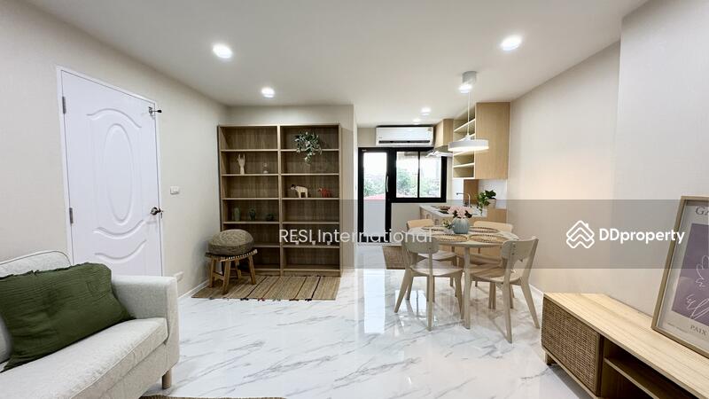 For Sale - Sathon Suites, Bangkok