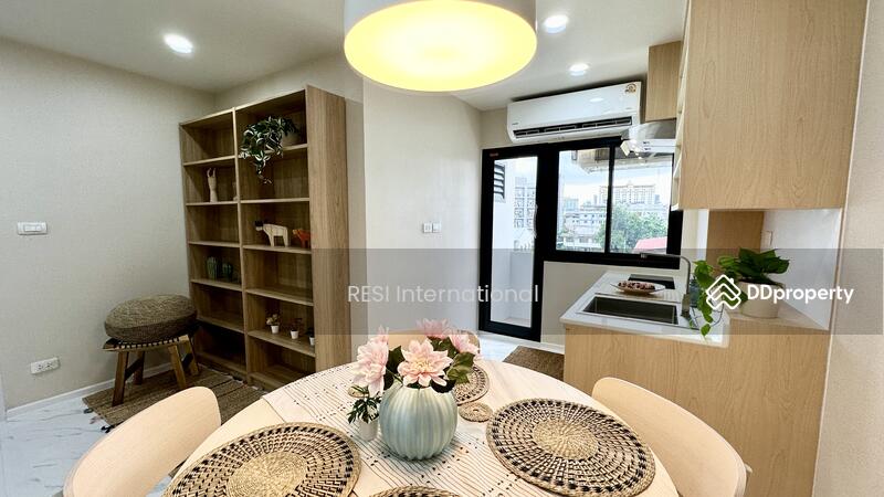 For Sale - Sathon Suites, Bangkok