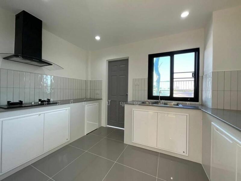 ขายบ้านหรู หมู่บ้านพุทธชาติ ไพรเวทโฮม พุทธมณฑลสาย4 ศาลายา ตรงข้ามองค์พระ สวนพุด ตกแต่งใหม่พร้อมอยู่, Nakhon Pathom, พุทธมณฑล สาย4, Salaya, Phuttha Mon Thon, Nakhon Pathom, 4 Bedrooms, 300 sqm, Single Detached House For Sale, by ทัศนีย์ ปัญญานันท์, 11809884 - DDproperty.com