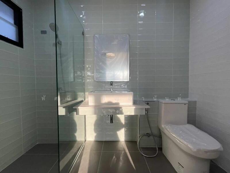 ขายบ้านหรู หมู่บ้านพุทธชาติ ไพรเวทโฮม พุทธมณฑลสาย4 ศาลายา ตรงข้ามองค์พระ สวนพุด ตกแต่งใหม่พร้อมอยู่, Nakhon Pathom, พุทธมณฑล สาย4, Salaya, Phuttha Mon Thon, Nakhon Pathom, 4 Bedrooms, 300 sqm, Single Detached House For Sale, by ทัศนีย์ ปัญญานันท์, 11809884 - DDproperty.com