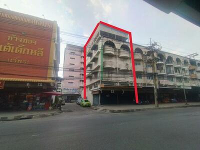 ขาย - อาคารพาณิชย์ 4.5 ชั้น ถ.พุทธมณฑล สาย4 ซ.พุทธมณฑล ต.ตลาดกระทุ่มแบน อ.กระทุ่มแบน จ.สมุทรสาคร 74110, สมุทรสาคร
