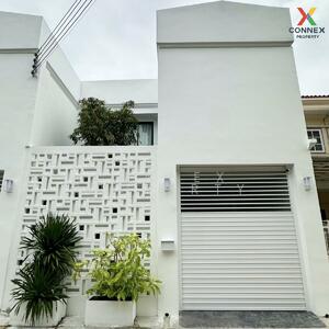 ขาย - ทาวน์เฮ้าส์ 2 ชั้น ปรีดีพนมยงค์ 14 วัฒนา เขต พระโขนง, กรุงเทพ