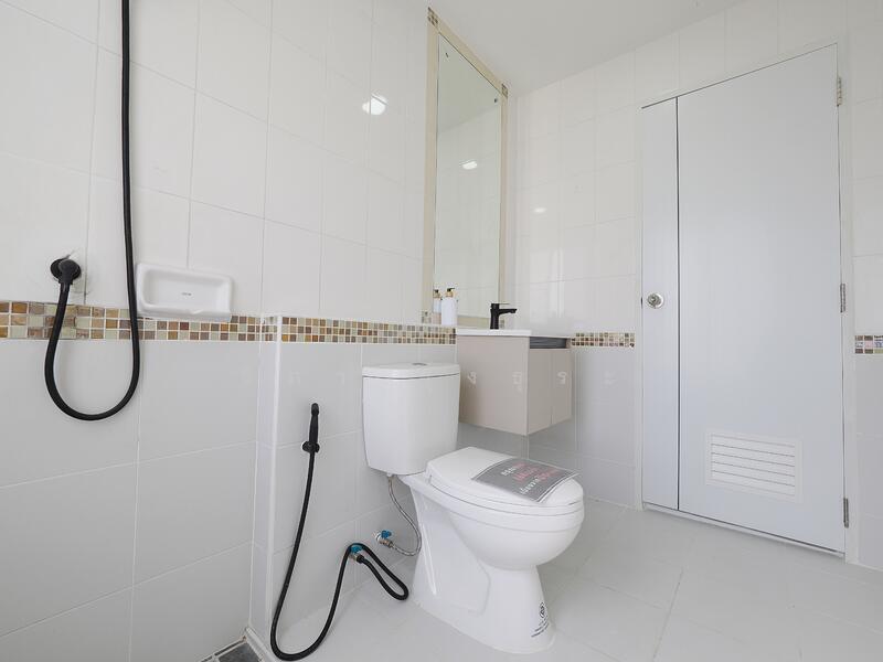 ขายราคาพิเศษ ทาวน์โฮม 3 ชั้น ม.บ้านกลางเมือง ขนาด 21.1 ตร.ว. 3นอน 3น้ำ บ้านสวยแปลงมุม ทำเลดีมาก, กรุงเทพ, 2/128 พระราม 9 - กรุงเทพกรีฑา, หัวหมาก, บางกะปิ, กรุงเทพ, 200 ตร.ม., ทาวน์เฮ้าส์ ขาย, โดย วิภา รุ่งธุระ, 11811124 - DDproperty.com